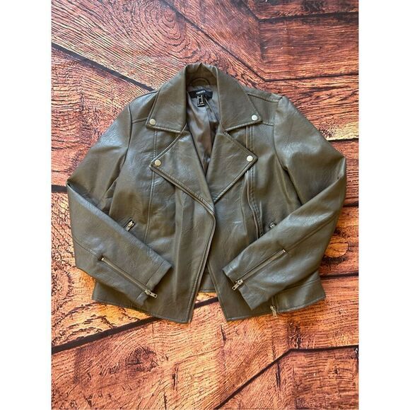 Forever 21‎ (Medium) Faux Leather Silver Biker Jacket - Picture 3 of 11
